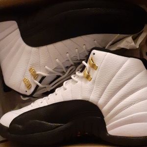 Jordan 12 taxi